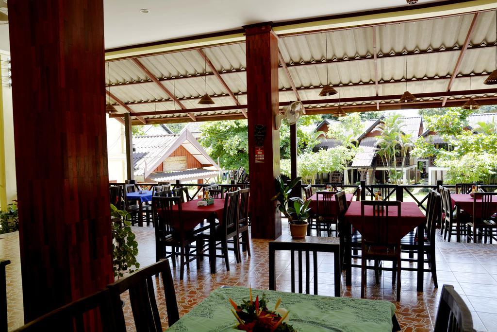 Hotel Vilayvong Vang Vieng Exterior photo