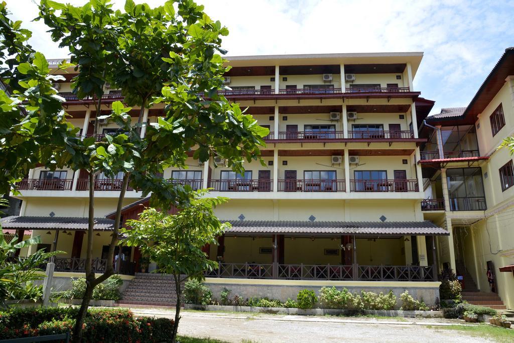 Hotel Vilayvong Vang Vieng Exterior photo